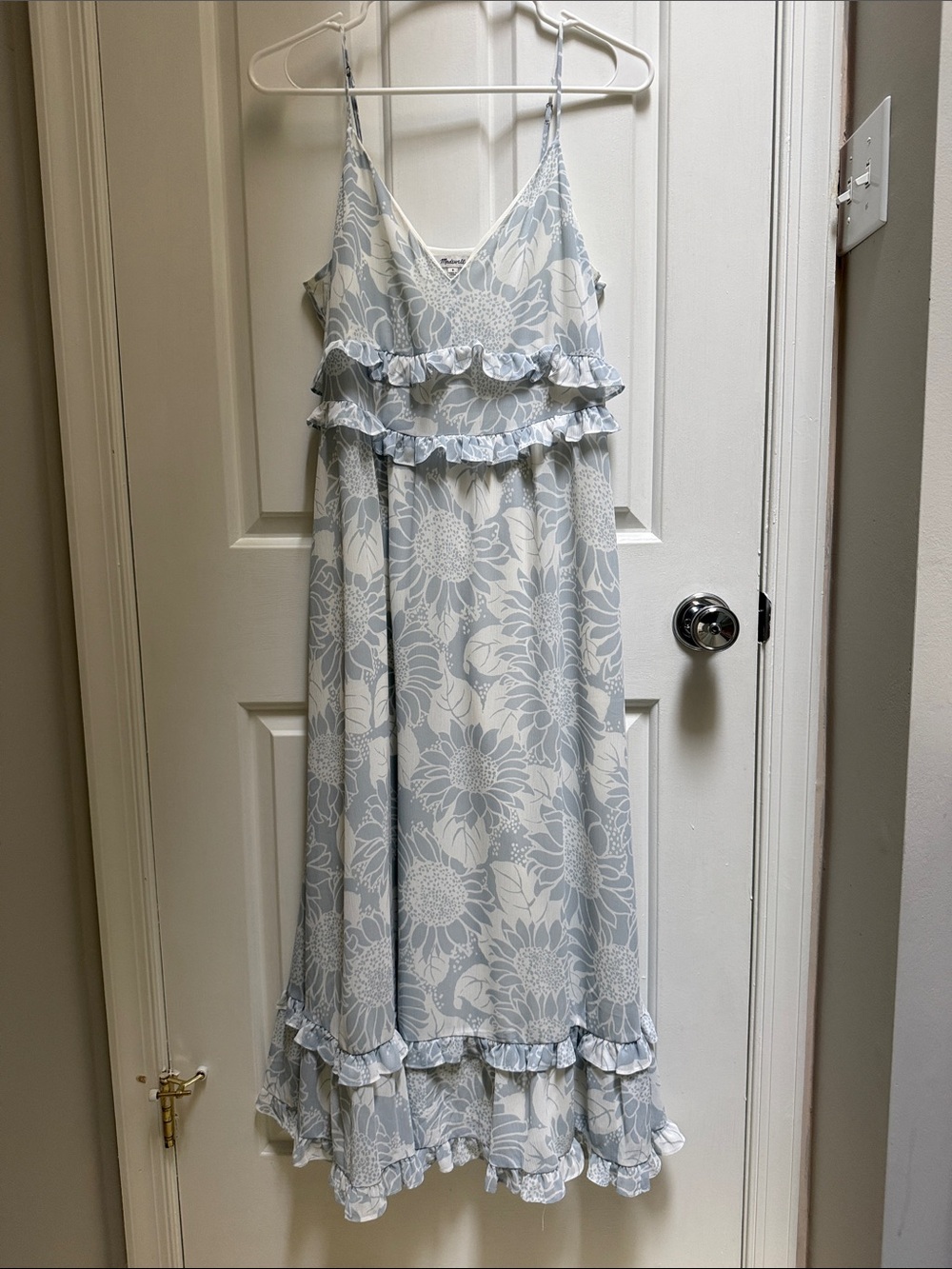 Madewell blue and white floral dress